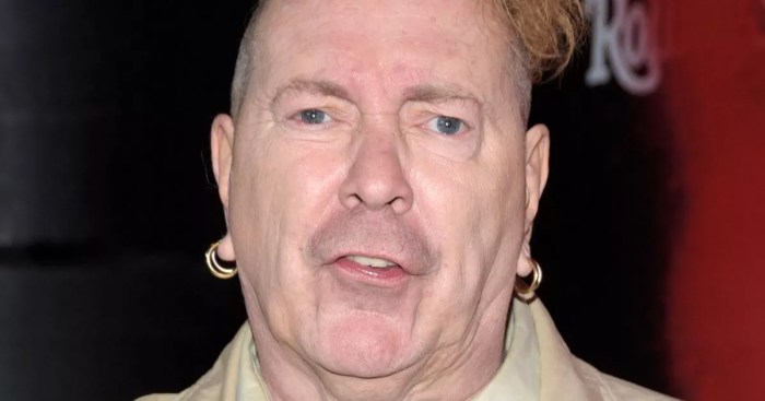 John lydon makes statement on the death of queen elizabeth ii