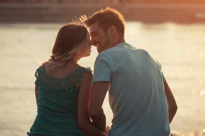 Flirt with a Capricorn Man