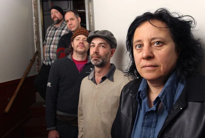 Thalia zedek band walk away