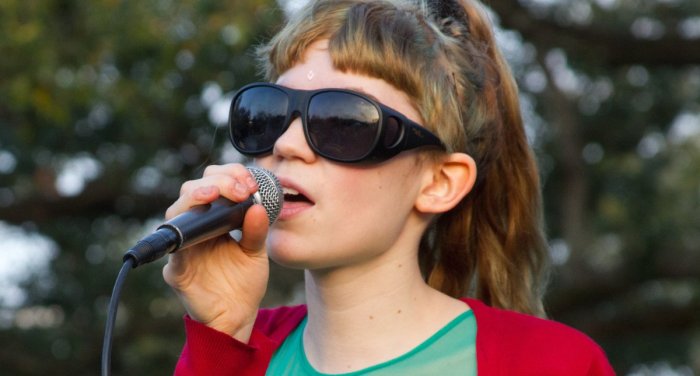 Grimes Offers a 50% Royalty Split on AI-Generated Songs Featuring Her ... Grimes signs to columbia records