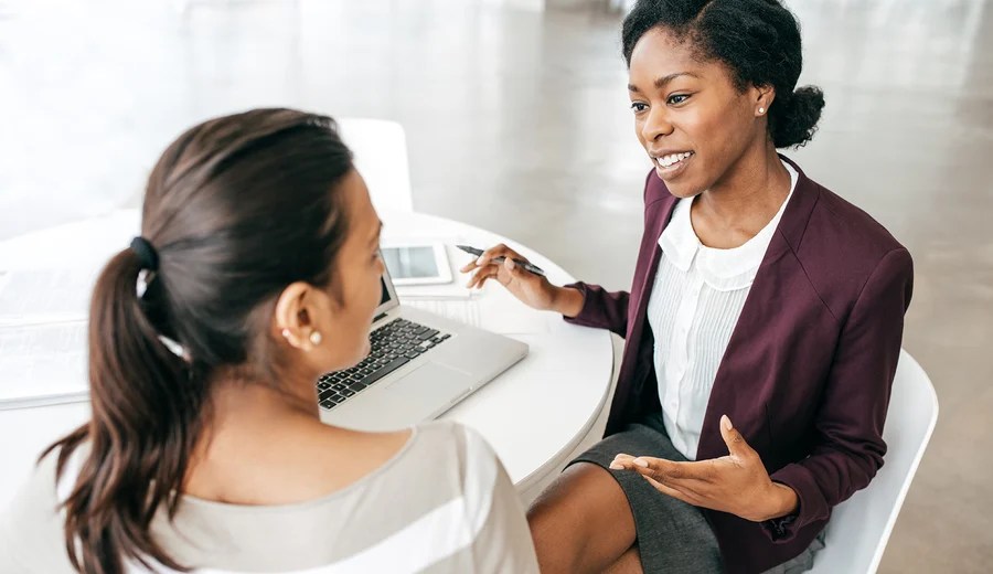 How to Speak with Customers in a Call Center: 10 Tips for Excellent Service Talk to a Client