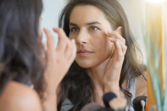 Expert Bring a Pimple to the Surface