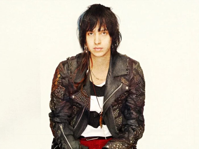 Julian Casablancass First Solo Tokyo Show