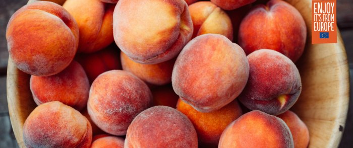 peaches | thecourseofourseasons The pleasure of peaches