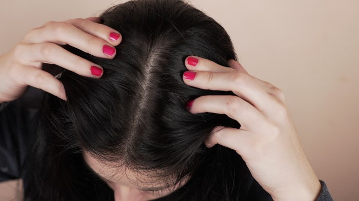 Benefits of Using Coconut Oil for Hair: 9 Reasons... Use Coconut Oil for Your Hair