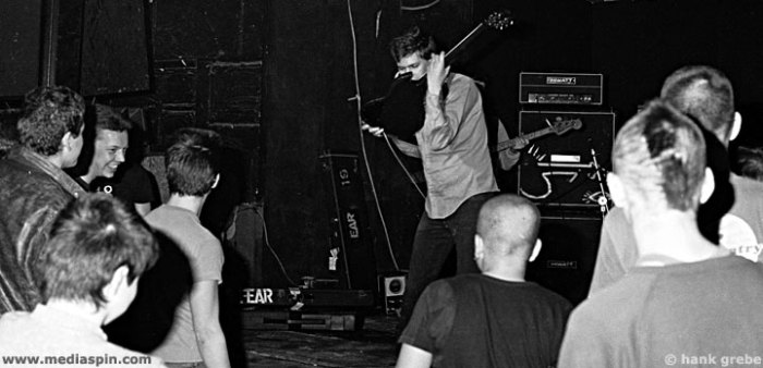 Rip fear bassist derf scratch