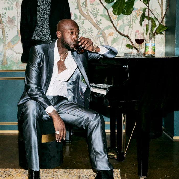 Listen to a new Freddie Gibbs track, featuring Krayzie Bone and ... New freddie gibbs where have you been ft sasha go hard