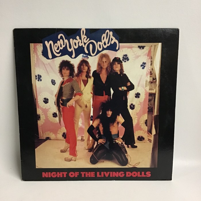 (Diet) Coke and Sympathy: THE NEW YORK DOLLS New york dolls reunite with todd rundgren for album