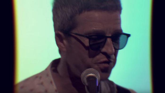 Watch noel gallagher play holy mountain on kimmel
