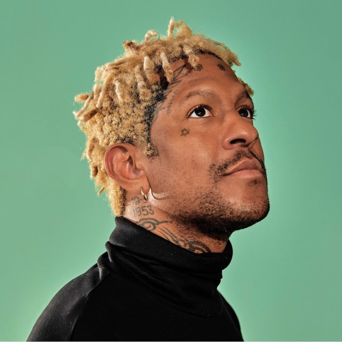 Mykki Blanco - Stay Close To Music - Album, acquista - SENTIREASCOLTARE Mykki ekko pull me down ryan hemsworth remix