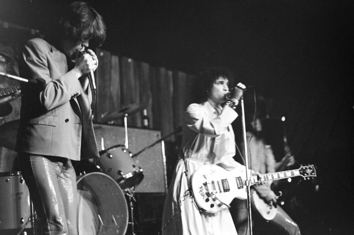 Every Home Should Have One: New York Dolls' Debut Album | Louder New york dolls reunite with todd rundgren for album